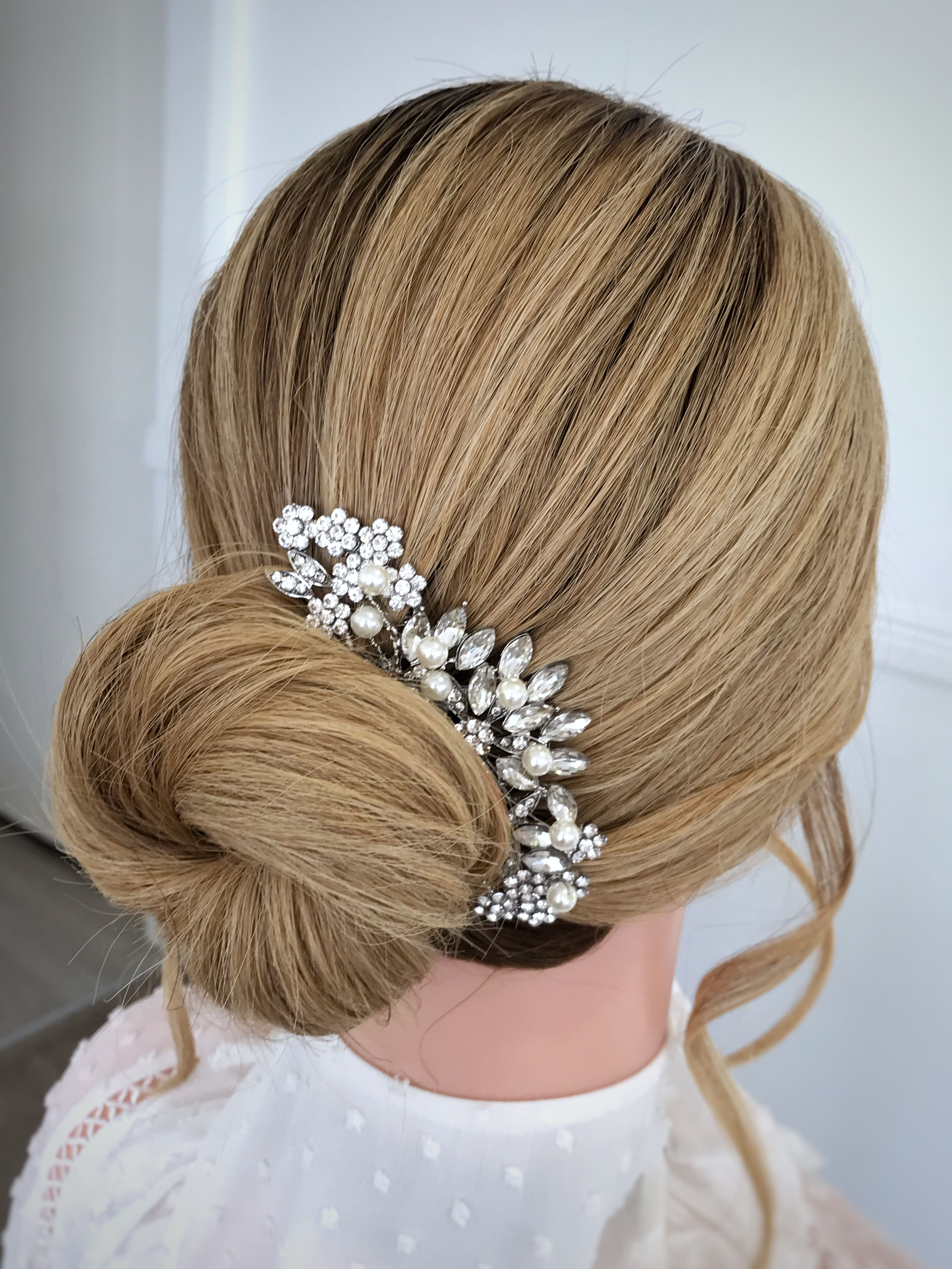 Simple Hair Bun Hair with Melissa