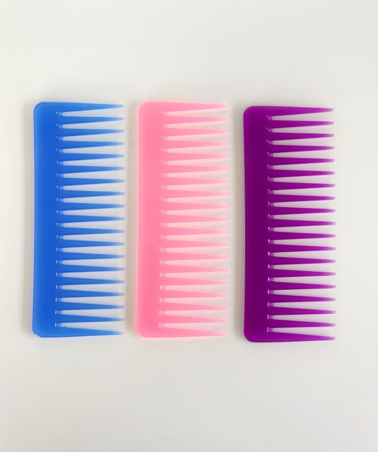 Wide Tooth Rake Comb Hair with Melissa